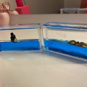 Pink liquid motion penguin / turtle Relaxing decoration Bundle